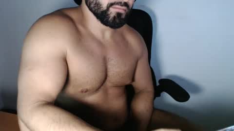 Snapshot of beard_top_guy chatting on March 4, 2025, 9:32 pm Beard Guy online show from March 4, 2025, 9:32 pm