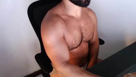 Snapshot of beard_top_guy chatting on November 7, 2025, 2:06 pm Beard Guy online show from November 7, 2025, 2:06 pm