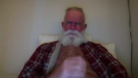 Snapshot of beardbushy chatting on March 5, 2026, 5:42 pm beardbushy online show from March 5, 2026, 5:42 pm
