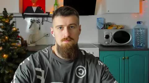 Zeus online show from December 24, 2024, 6:06 pm