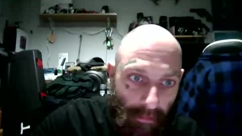 Snapshot of beardednjuicycock chatting on February 17, 2026, 7:16 am beardednjuicycock online show from February 17, 2026, 7:16 am