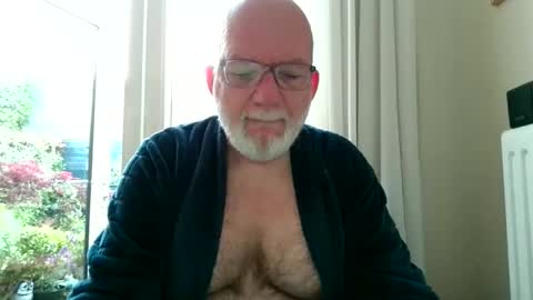 Snapshot of beardman916444 chatting on May 23, 2026, 4:07 am Beardman online show from May 23, 2026, 4:07 am