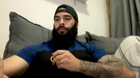 Snapshot of beardmax chatting on June 19, 2026, 9:13 am Min online show from June 19, 2026, 9:13 am