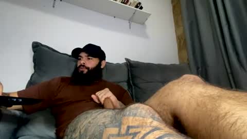 Snapshot of beardmax chatting on July 7, 2026, 7:23 am Min online show from July 7, 2026, 7:23 am