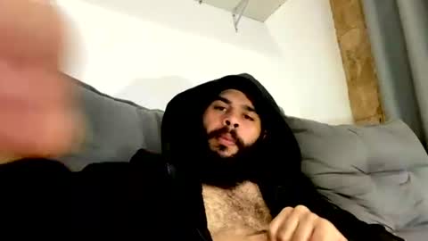 Snapshot of beardmax chatting on July 23, 2026, 1:42 pm Min online show from July 23, 2026, 1:42 pm