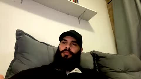 Snapshot of beardmax chatting on July 26, 2026, 10:05 pm Min online show from July 26, 2026, 10:05 pm