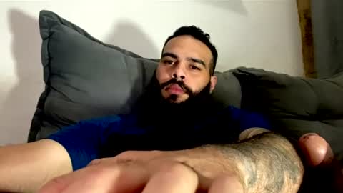 Snapshot of beardmax chatting on July 29, 2026, 4:43 am Min online show from July 29, 2026, 4:43 am