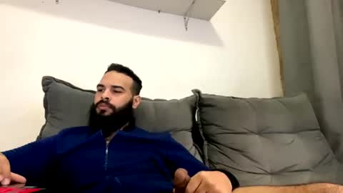 Snapshot of beardmax chatting on August 1, 2026, 1:10 pm Min online show from August 1, 2026, 1:10 pm