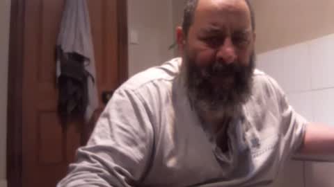 bearsteve75 online show from April 12, 2026, 3:39 pm