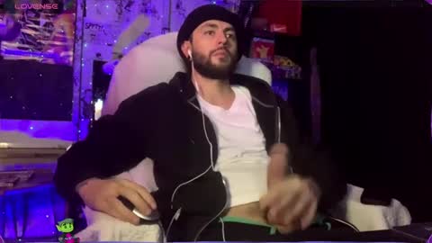 beast bxy online show from December 11, 2024, 7:42 am