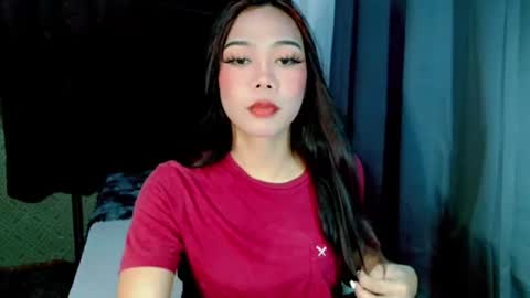 Snapshot of beatrice_luna chatting on June 15, 2026, 2:30 pm beatrice_luna online show from June 15, 2026, 2:30 pm