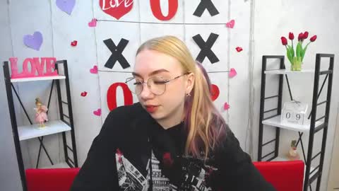 BeatriceFlyy online show from March 10, 2025, 9:43 am