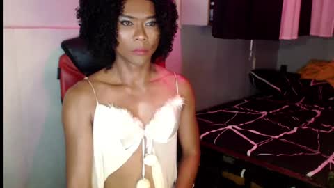 Snapshot of beatrix022 chatting on July 23, 2026, 5:44 pm beatrix022 online show from July 23, 2026, 5:44 pm