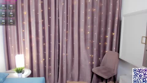 Snapshot of beatrixcutsforth chatting on January 18, 2025, 12:57 pm Beatrix or Triss3 online show from January 18, 2025, 12:57 pm