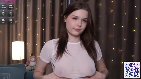 Snapshot of beatrixcutsforth chatting on January 24, 2025, 12:52 pm Beatrix or Triss3 online show from January 24, 2025, 12:52 pm