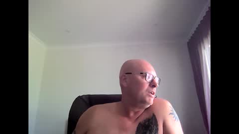 Snapshot of beatsboy87 chatting on January 7, 2025, 1:38 am beatsboy87 online show from January 7, 2025, 1:38 am