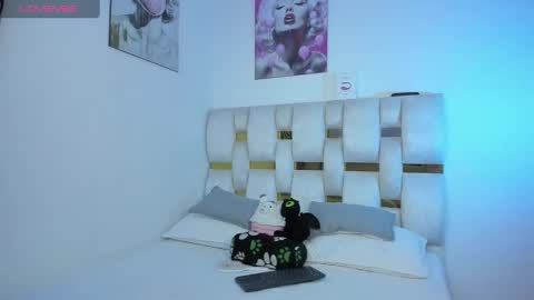 Snapshot of beautiful_doll888 chatting on February 10, 2025, 6:20 am Valeria online show from February 10, 2025, 6:20 am