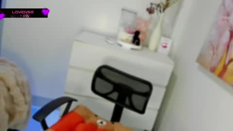 Snapshot of beautiful_mistake chatting on April 26, 2026, 10:24 am Aleah Mendez online show from April 26, 2026, 10:24 am