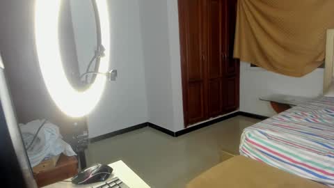 Snapshot of beautifulchleo chatting on December 24, 2024, 2:54 am Chleo online show from December 24, 2024, 2:54 am