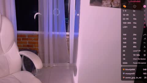 Snapshot of beautifulchleo chatting on February 5, 2025, 3:55 am Chleo online show from February 5, 2025, 3:55 am