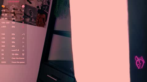 Snapshot of beautifulchleo chatting on October 1, 2025, 1:55 am Chleo online show from October 1, 2025, 1:55 am