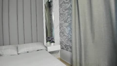 Snapshot of beautifulgirl4u_ chatting on June 11, 2026, 2:00 am online show from June 11, 2026, 2:00 am