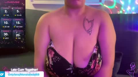 Snapshot of beautifull_sin69 chatting on December 3, 2024, 8:16 am MONSTAHEAD69 online show from December 3, 2024, 8:16 am