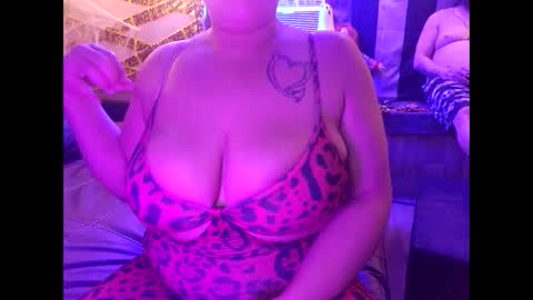 Snapshot of beautifull_sin69 chatting on September 22, 2025, 6:37 am MONSTAHEAD69 online show from September 22, 2025, 6:37 am