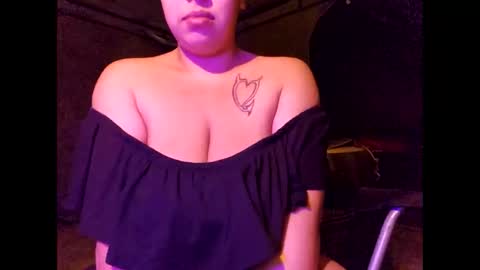 Snapshot of beautifull_sin69 chatting on October 13, 2025, 4:45 am MONSTAHEAD69 online show from October 13, 2025, 4:45 am
