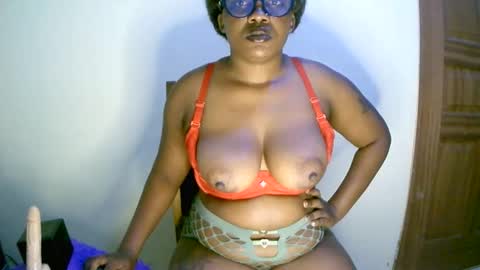 beautifulpeach2 online show from January 25, 2025, 3:40 am