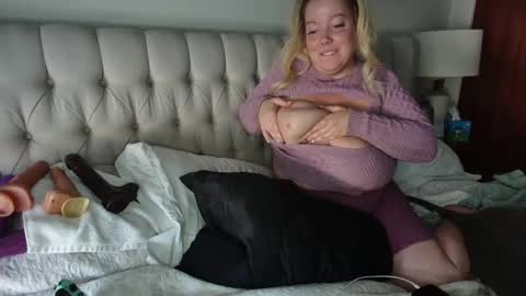 Snapshot of beauty4agent chatting on January 29, 2025, 11:25 pm beauty4agent online show from January 29, 2025, 11:25 pm