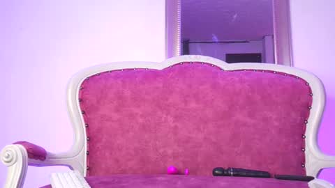 Leydi  online show from June 27, 2026, 2:12 pm