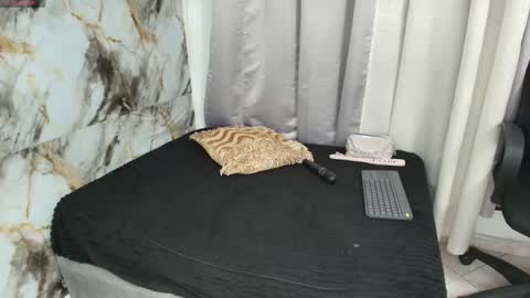 Snapshot of beauty_lana18 chatting on December 18, 2025, 3:23 am lana online show from December 18, 2025, 3:23 am