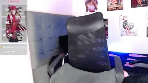 Snapshot of beauty_lana18 chatting on May 15, 2026, 11:01 pm lana online show from May 15, 2026, 11:01 pm