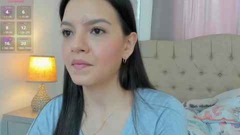Ariana Reyes online show from April 27, 2026, 12:36 pm