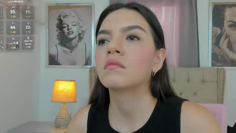 Snapshot of beautyari_ chatting on June 3, 2026, 12:19 pm Ariana Reyes online show from June 3, 2026, 12:19 pm