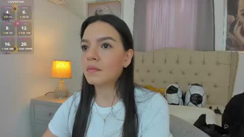 Snapshot of beautyari_ chatting on June 16, 2026, 12:41 pm Ariana Reyes online show from June 16, 2026, 12:41 pm