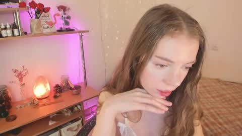 Snapshot of beautyeliise chatting on May 4, 2026, 8:10 am Eliise online show from May 4, 2026, 8:10 am