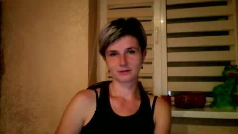Snapshot of beautyksenia chatting on October 23, 2025, 7:01 pm BeautyKsenia online show from October 23, 2025, 7:01 pm