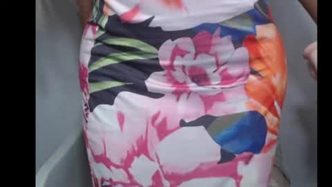 beautyslut1 online show from May 1, 2026, 3:44 am
