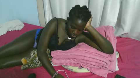 Snapshot of beautytyler chatting on October 23, 2025, 10:52 pm tyler online show from October 23, 2025, 10:52 pm