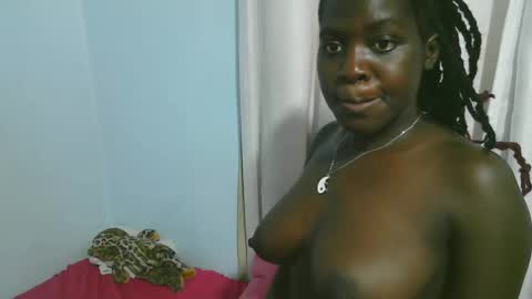 Snapshot of beautytyler chatting on November 26, 2025, 10:16 am tyler online show from November 26, 2025, 10:16 am