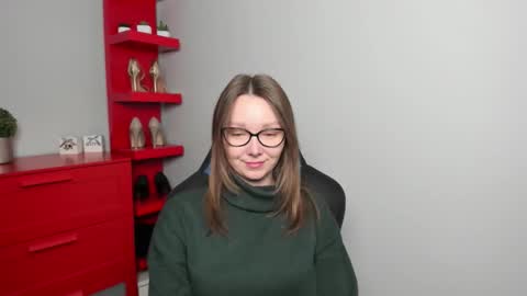 Zoe online show from October 28, 2025, 6:50 am