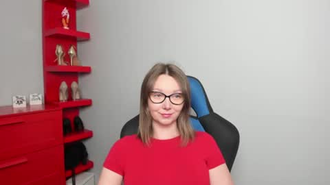 Zoe online show from June 16, 2026, 5:32 am