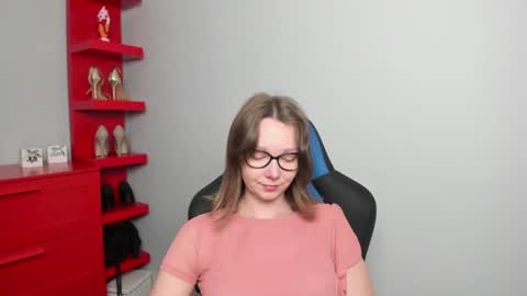 Zoe online show from June 17, 2026, 6:16 am