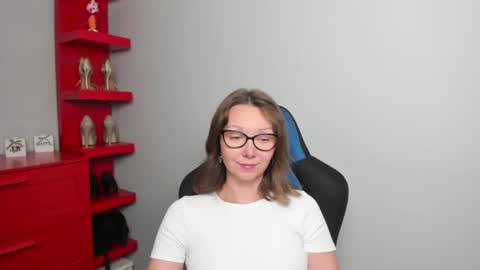 Zoe online show from July 15, 2026, 5:34 am