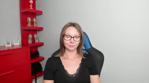 Zoe online show from August 3, 2026, 9:04 am