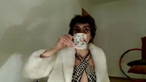 Raluca online show from February 25, 2026, 6:17 pm