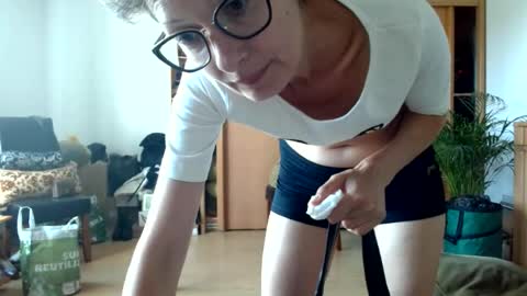 Raluca online show from July 6, 2026, 3:03 pm