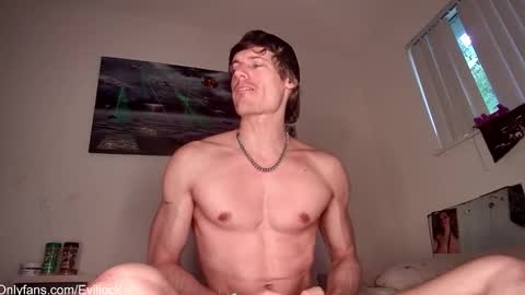 bebe  dust online show from October 21, 2025, 12:39 pm